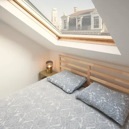 Apartment Charming Nationale Street
