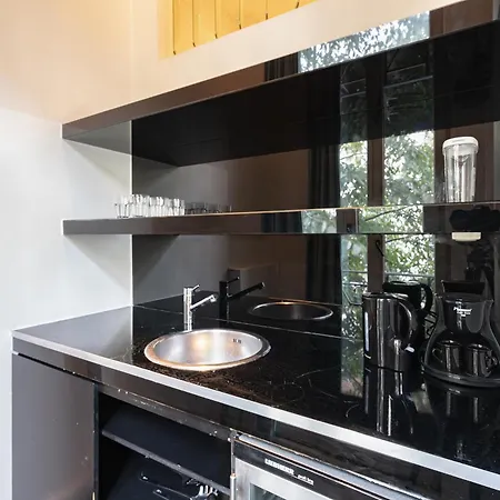 Apartment Charming Nationale Street Antwerp