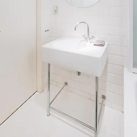 Apartment Charming Nationale Street Antwerp