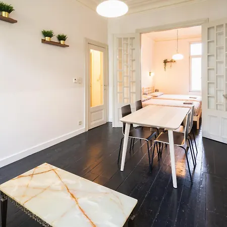 Apartment Charming Nationale Street Antwerp