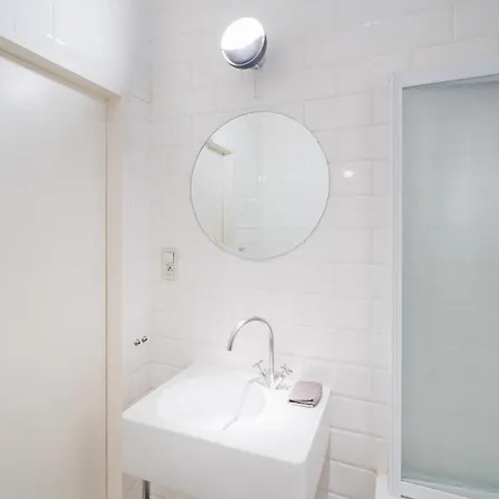 Charming Nationale Street Apartment *