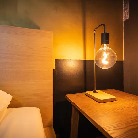 Charming Nationale Street Apartment *