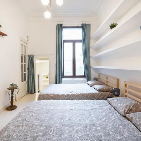 Apartment Charming Nationale Street